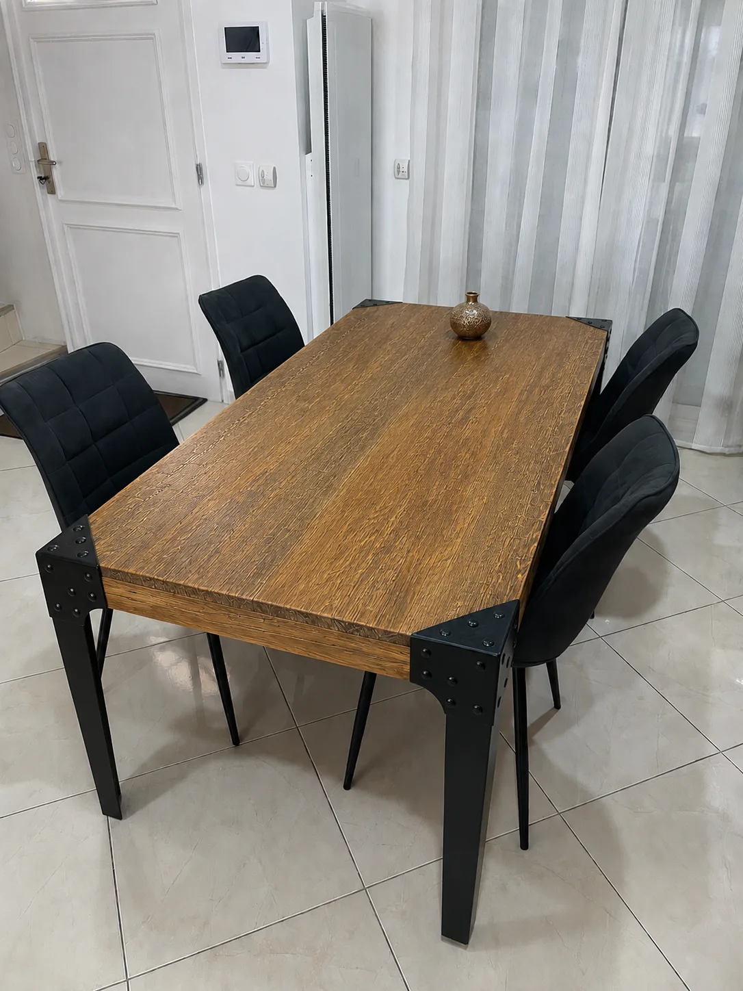 Avant rénovation table